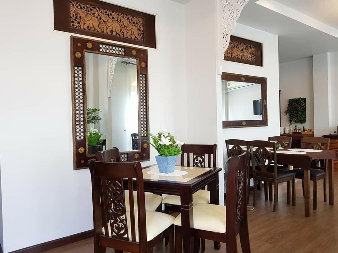 The Velvet Orchid Otel Chiang Mai Dış mekan fotoğraf